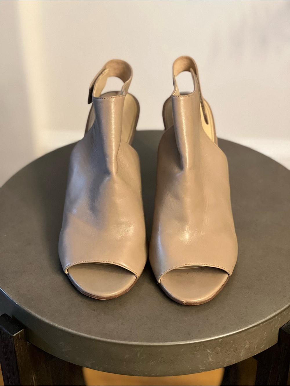 Pre ♥️ Via Spiga Neutral Taupe Open-Toe Slingback Mules
